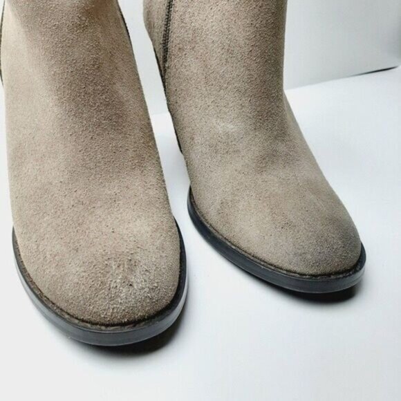 VERY VOLATILE Los Angeles Suede Bootie Block Heel Beige Sz 6 - Picture 5 of 16